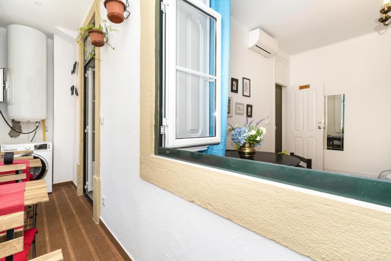Rustic M2 R1 - Amazing Double Room With Shared Bathroom Lisboa Eksteriør billede